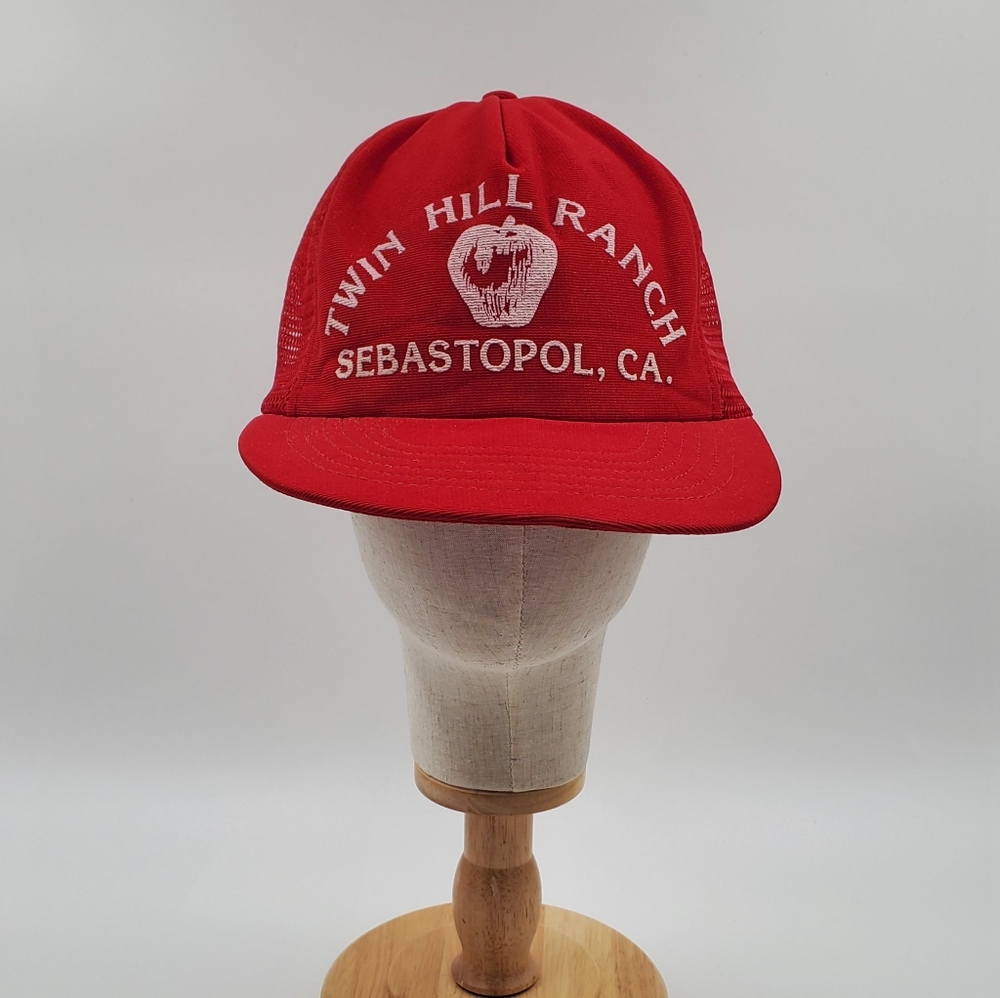 Twin Hill Ranch Sebastopol California Vintage Mesh Snap Back Trucker Hat